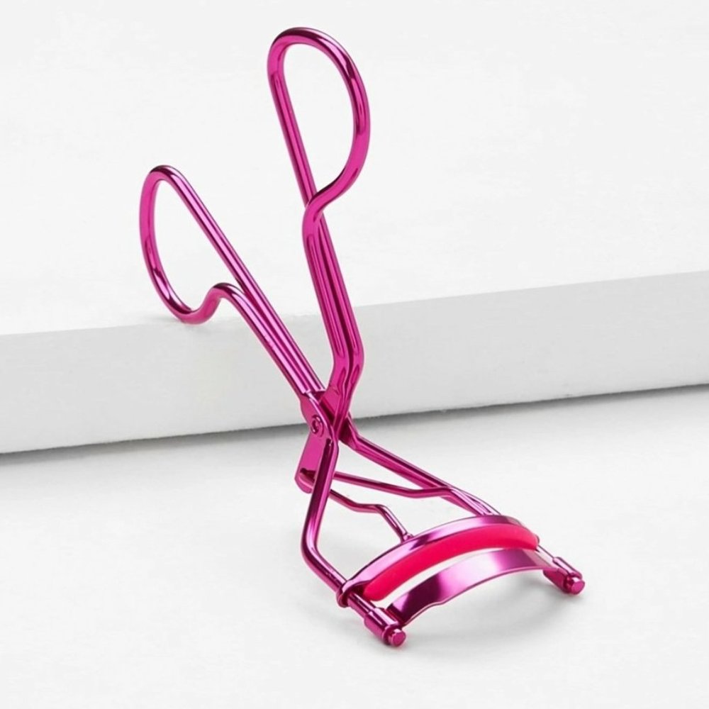 Hot Pink Eyelash Curler